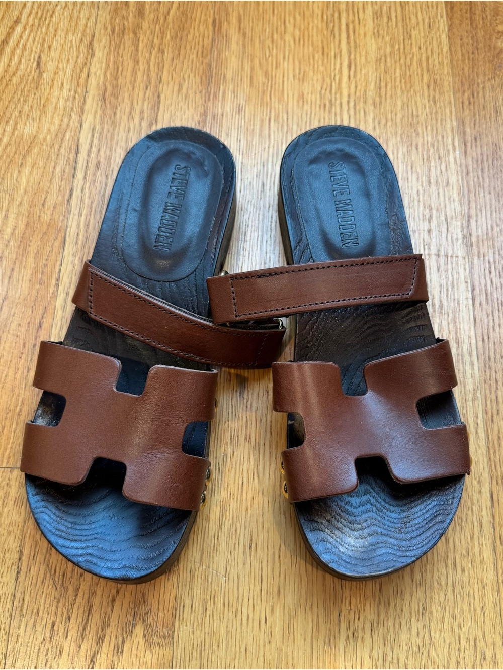 Steve Madden Canal Sandal in Brown Leather
